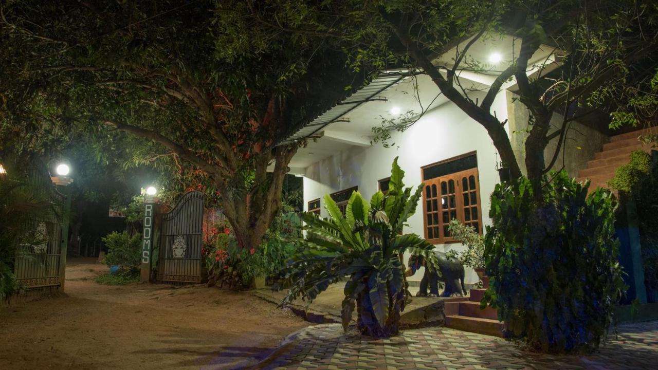 The King'S Garden Resort Dambulla Dış mekan fotoğraf